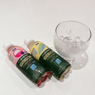 더그레잇티 콤부차 [매일유업] 더그레잇티 44kcal 콤부차 300ml *12개입 (오리지널 6개+베리리치 6개) — 3.5점을 준 리뷰어가 2023년 7월 올린 사용 사진