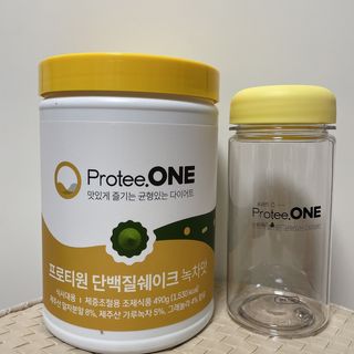 프로티원 단백질쉐이크 녹차맛 2주분 1통+보틀 — 5점을 준 리뷰어가 2021년 8월 올린 사용 사진