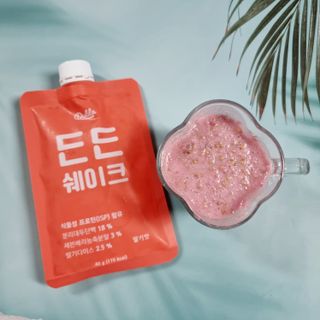 [덜다] 든든 식물성 단백질 쉐이크 40g X 7입 (곡물/딸기) — 5점을 준 리뷰어가 2023년 7월 올린 사용 사진