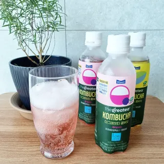 더그레잇티 콤부차 [매일유업] 더그레잇티 44kcal 콤부차 300ml *12개입 (오리지널 6개+베리리치 6개) — 5점을 준 리뷰어가 2023년 7월 올린 사용 사진