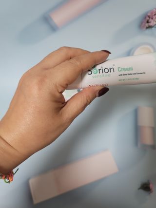 건선/아토/습진/민감성 피부 천연보습진정크림 소리온 크림 & 센시티브 크림 50g — 4점을 준 리뷰어가 2022년 1월 올린 사용 사진
