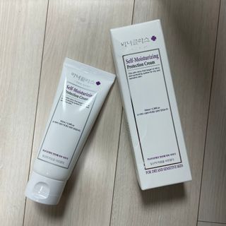 셀프 모이스처라이징 프로텍션 크림 셀프 모이스처라이징 프로텍션크림 — 4점을 준 리뷰어가 2022년 4월 올린 사용 사진