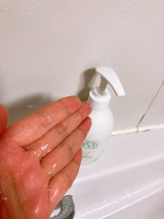 토박스코리아 몽쥬르 유아 샴푸앤워시 300ml — 5점을 준 리뷰어가 2021년 5월 올린 사용 사진