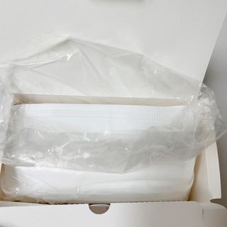 [엠메이데이] 엠쉴드 마스크KF-AD 화이트 50EA — 5점을 준 리뷰어가 2022년 2월 올린 사용 사진