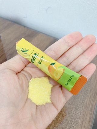 비타앤C 레몬맛, 망고맛 — 5점을 준 리뷰어가 2021년 7월 올린 사용 사진