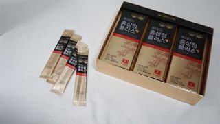 서울약사신협_투데이홍삼정플러스스틱_10g x 30포 — 5점을 준 리뷰어가 2021년 6월 올린 사용 사진