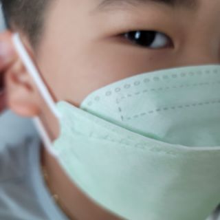 [이지아 마스크] 애니가드 더솔루션마스크, 컬러 10종 [대형/소형] — 5점을 준 리뷰어가 2021년 3월 올린 사용 사진