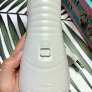 아베크 펫 강아지 고양이 애견 에어 브러쉬 드라이기 올인원 — 3.5점을 준 리뷰어가 2021년 7월 올린 사용 사진