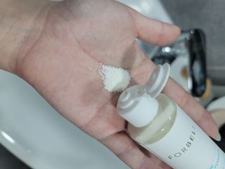 LIVE 포베리 올인원 엔자임 파우더 워시 + 토탈 솔루션 셀 에센스 미스트 — 4점을 준 리뷰어가 2022년 4월 올린 사용 사진