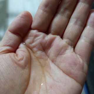 제주인디 폴리 인디고 발효 토너 (화이트닝 인텐스) — 5점을 준 리뷰어가 2023년 3월 올린 사용 사진