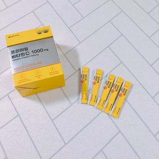 서울약사신협 프리미엄 비타민C 1,000mg_2.5g x 50포 — 5점을 준 리뷰어가 2021년 9월 올린 사용 사진