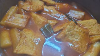 응큼떡볶이 — 5점을 준 리뷰어가 2021년 3월 올린 사용 사진