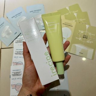 아이레시피 마일드시카 브라이트닝 업 선스크린 SPF50+ PA++++ — 5점을 준 리뷰어가 2023년 6월 올린 사용 사진