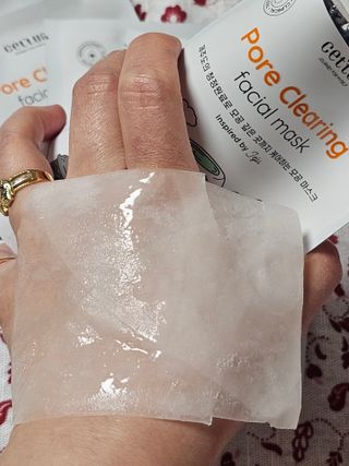 세뚜아(Cettua) [세뚜아] 포어 클리어링 마스크 Cettua Pore Clearing facial mask 5매 — 5점을 준 리뷰어가 2024년 3월 올린 사용 사진