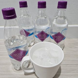 몽베스트 Montbest with Sparkling water 플레인/라임/레몬 20병(랜덤) — 5점을 준 리뷰어가 2024년 5월 올린 사용 사진