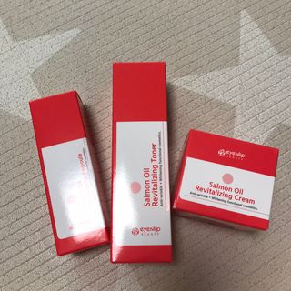 아이앤립 / EYENLIP 아이앤립 연어오일 리바이탈라이징 토너+앰플+크림 3종 세트 — 5점을 준 리뷰어가 2021년 6월 올린 사용 사진