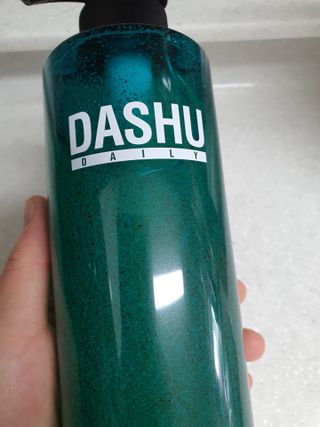 다슈코리아 다슈 데일리 아크네 릴렉스 바디워시 500ml — 5점을 준 리뷰어가 2021년 6월 올린 사용 사진