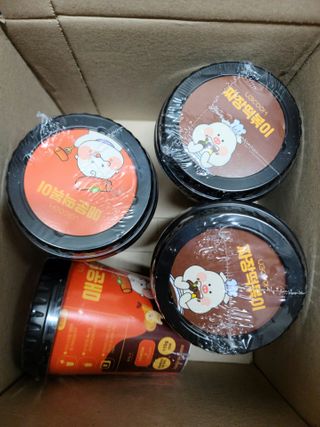 유비쿡 컵떡볶이 매운컵떡볶이2개/ 짜장컵떡볶이 2개  총 4개세트 — 5점을 준 리뷰어가 2021년 2월 올린 사용 사진