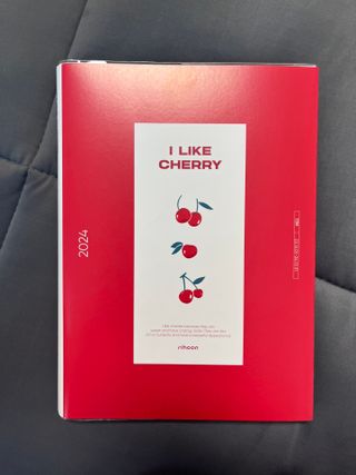 리훈 2024다이어리 아이라이크 모눈다이어리 — 5점을 준 리뷰어가 2023년 9월 올린 사용 사진