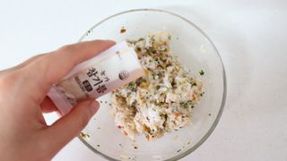 해풀잎 누구나 김밥*1ea [(혼합야채 35g *1ea,  김밥김 (5g, 5ea),  양념간장 (6g, 5ea), 참기름(5g, 2ea)] — 5점을 준 리뷰어가 2022년 7월 올린 사용 사진