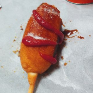 오마뎅 한우핫도그 — 5점을 준 리뷰어가 2021년 5월 올린 사용 사진
