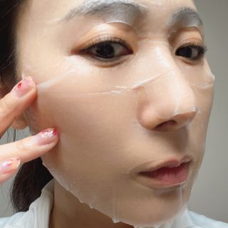 세뚜아(Cettua) [세뚜아] 모이스처 밸런싱 페이셜 마스크 Cettua Moisture Balancing Facial Mask 5매 — 5점을 준 리뷰어가 2023년 12월 올린 사용 사진