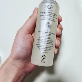 오투에니원 화이트스완 센텔라 루미너스 미스트 세럼 100ml — 5점을 준 리뷰어가 2023년 1월 올린 사용 사진