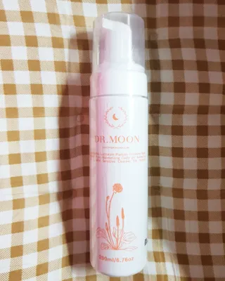 MF프리 [닥터문] 유산균 락토케어 질경초 여성청결제 200ml (폼타입) — 5점을 준 리뷰어가 2022년 7월 올린 사용 사진