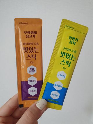 페페로니 맛있는 스틱 - 무항생제 닭고기 15개 + 원양선 참치 15개 — 5점을 준 리뷰어가 2021년 7월 올린 사용 사진