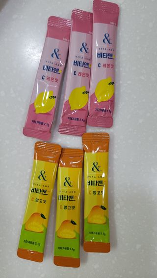 비타앤C 레몬맛, 망고맛 — 4.5점을 준 리뷰어가 2021년 4월 올린 사용 사진