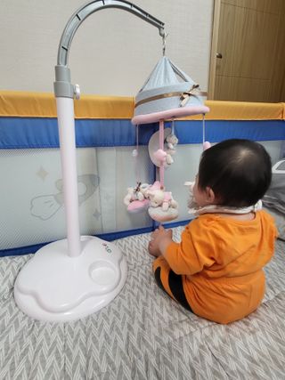 아르브 모빌대 모빌스탠드 아기 모빌 거치대 — 5점을 준 리뷰어가 2022년 12월 올린 사용 사진
