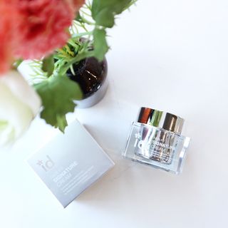 아이디플라코스메틱 아이디 페이스핏  시그니처 크림 50ml — 5점을 준 리뷰어가 2021년 10월 올린 사용 사진