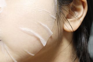 세뚜아(Cettua) [세뚜아] 모이스처 밸런싱 페이셜 마스크 Cettua Moisture Balancing Facial Mask 5매 — 5점을 준 리뷰어가 2024년 3월 올린 사용 사진