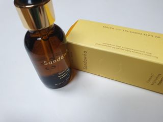 스킨큐어 산다화 비타민c 화이트닝 에센스 30ml — 5점을 준 리뷰어가 2023년 12월 올린 사용 사진