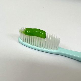 프리마인 유해균 뿐만 아니라 유익균까지 씻어내는 치약은 그만, 건강한 구강환경을 만드는 덴탈엔오 — 5점을 준 리뷰어가 2023년 4월 올린 사용 사진