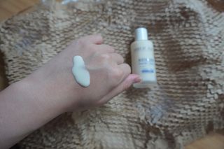 산수시 데포 세럼 수분 물광 비타민 에센스 50ml 기초화장품 — 5점을 준 리뷰어가 2021년 6월 올린 사용 사진