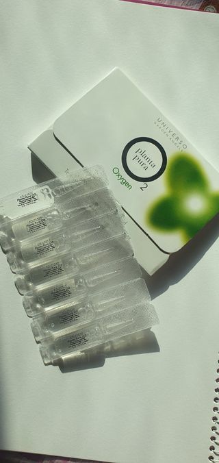 유니베르소 산소앰플 7일 집중케어 앰플 — 5점을 준 리뷰어가 2021년 4월 올린 사용 사진