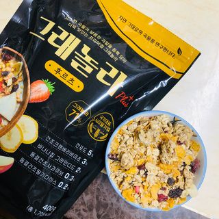 씨알푸드 씨알로 그래놀라 2종 후르츠+크랜베리 아몬드 — 5점을 준 리뷰어가 2022년 7월 올린 사용 사진
