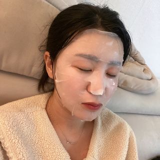 세뚜아(Cettua) [세뚜아] 포레스트 수딩 마스크 Cettual Forest  Soothing Mask 5매 — 4.5점을 준 리뷰어가 2024년 1월 올린 사용 사진