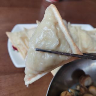 (주)성경순만두 곤약만두.콘치즈만두,삼각당면만두,당면 야끼만두,대구전통 납작만두,떡뽁이 매콤소스,달콤소스 — 5점을 준 리뷰어가 2023년 3월 올린 사용 사진