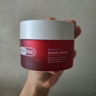 레드투래드 센서티브 슈퍼 크림 50ml — 5점을 준 리뷰어가 2021년 11월 올린 사용 사진