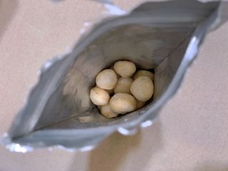 도이퉁 마카다미아 넛 90g  로얄 마카넛 오리지널 쏠트 허니 — 5점을 준 리뷰어가 2021년 3월 올린 사용 사진