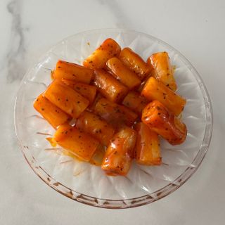 나우  [요리궁리] B타입 ( 매콤, 치즈, 매콤까르보 ) 꽃떡볶이 6개입 세트 — 5점을 준 리뷰어가 2025년 3월 올린 사용 사진