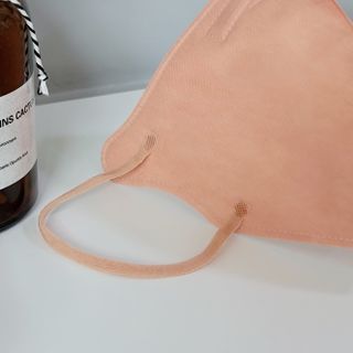 애니가드 셋업마스크 4컬러 각 10매입 [크리미베이지, 캐시미어로즈, 초콜렛브라운, 미드나잇네이비] — 5점을 준 리뷰어가 2022년 2월 올린 사용 사진