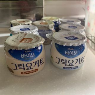 매일바이오 그릭요거트 오리지널 플레인 4개, 로스터리 커피믹스 4개 — 5점을 준 리뷰어가 2021년 12월 올린 사용 사진