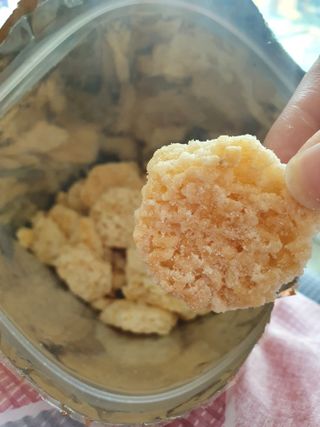 미즈꼬레아 치즈맛 누룽지크리스피 — 5점을 준 리뷰어가 2022년 3월 올린 사용 사진