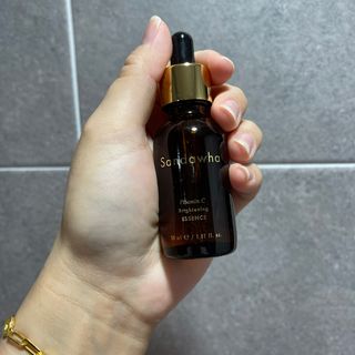 스킨큐어 산다화 비타민c 화이트닝 에센스 30ml — 4점을 준 리뷰어가 2023년 12월 올린 사용 사진