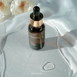 스킨큐어 산다화 비타민c 화이트닝 에센스 30ml — 5점을 준 리뷰어가 2022년 2월 올린 사용 사진