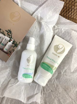 mom e 맘이 내추럴 베이비 케어 크림+바디오일 — 3.5점을 준 리뷰어가 2021년 1월 올린 사용 사진