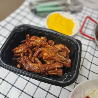 [닭집아들] 직화마라국물닭발 & 직화통뼈닭발 — 5점을 준 리뷰어가 2024년 3월 올린 사용 사진